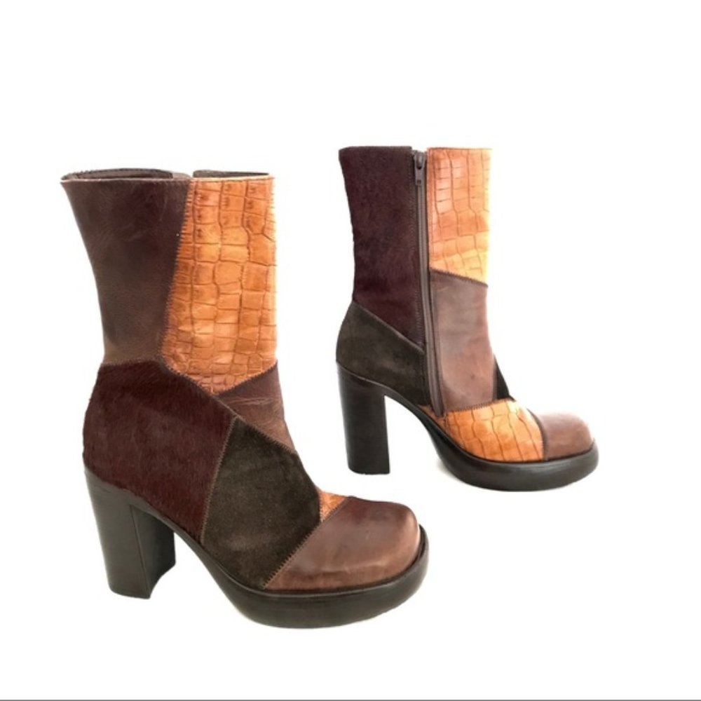 MAJORLY ISO!!!! AMAZING Steve Madden Amiga Vintage Boots!
